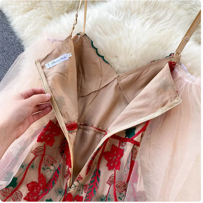 Robe légère fleurie dans le style années 30/40