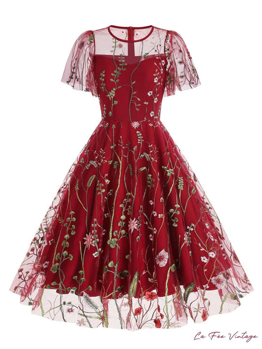 Robe d'été blanche à motifs floraux rouge vintage style pin-up années 50