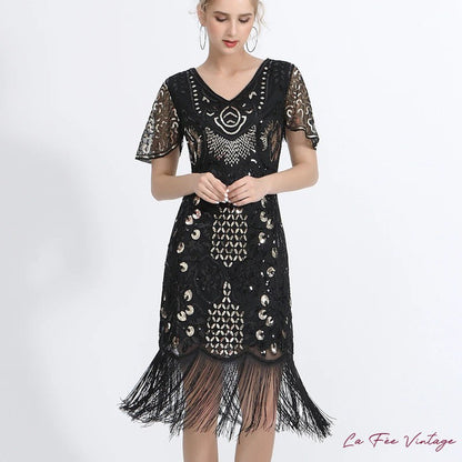 Robe à Perles et Franges des Années 20